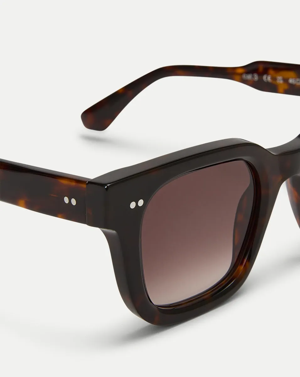 04 Sunglasses