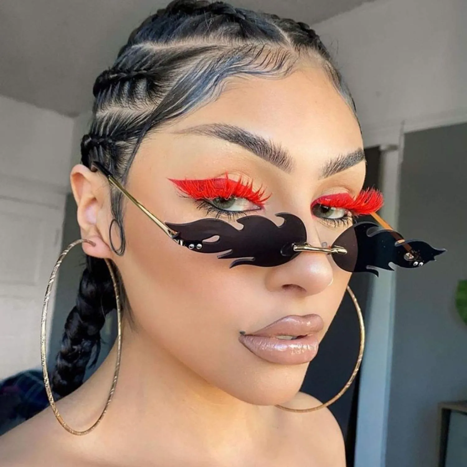 2 Pairs Flame Sunglass Eyewear Fashion Rimless Small Irregular Shade Eyewear Party Favor Supplies Black Gray/Red