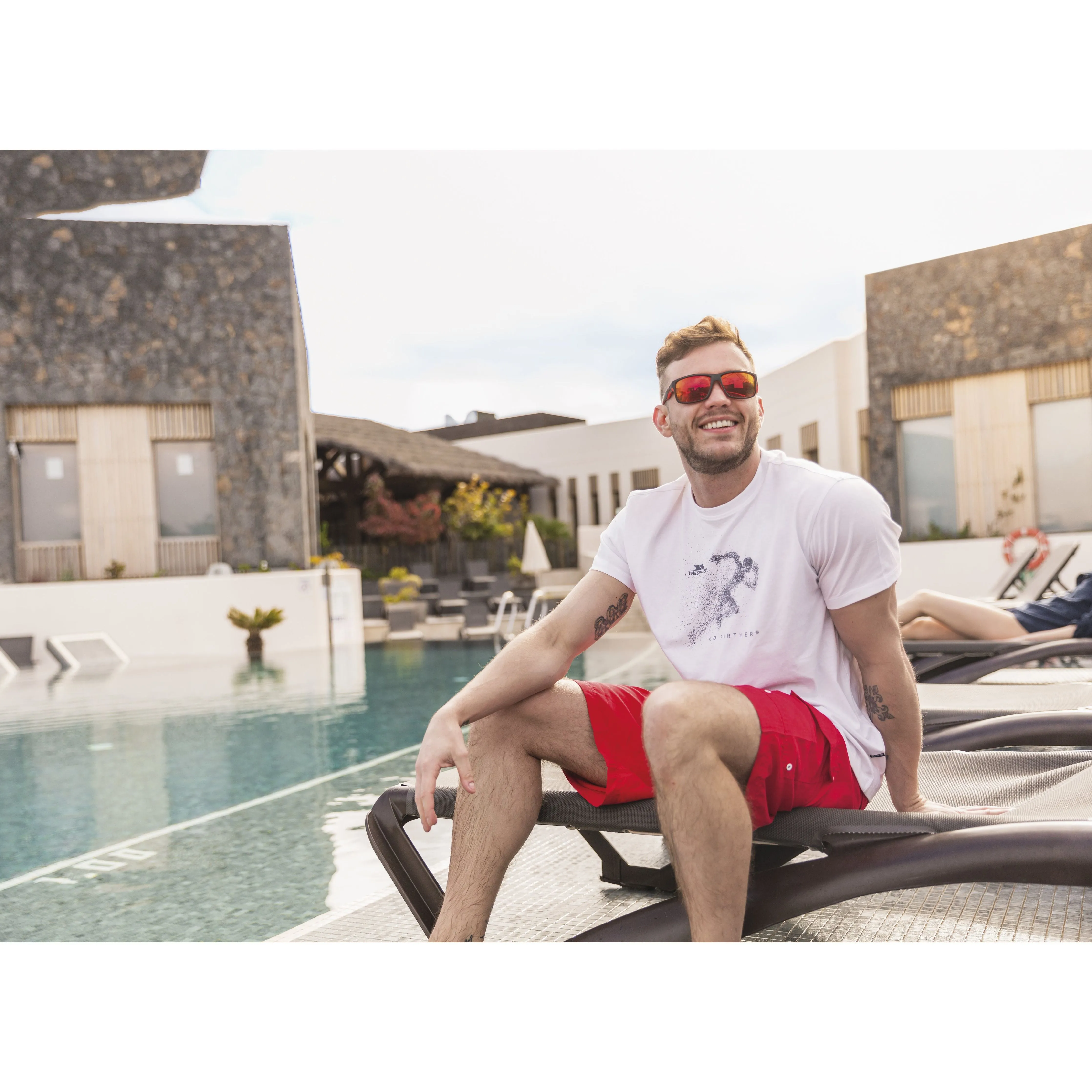 Drop - Sunglasses - Black / Red