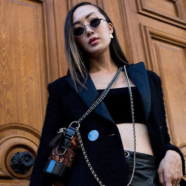 Iconic eyewear Classic round small vintage sunglasses
