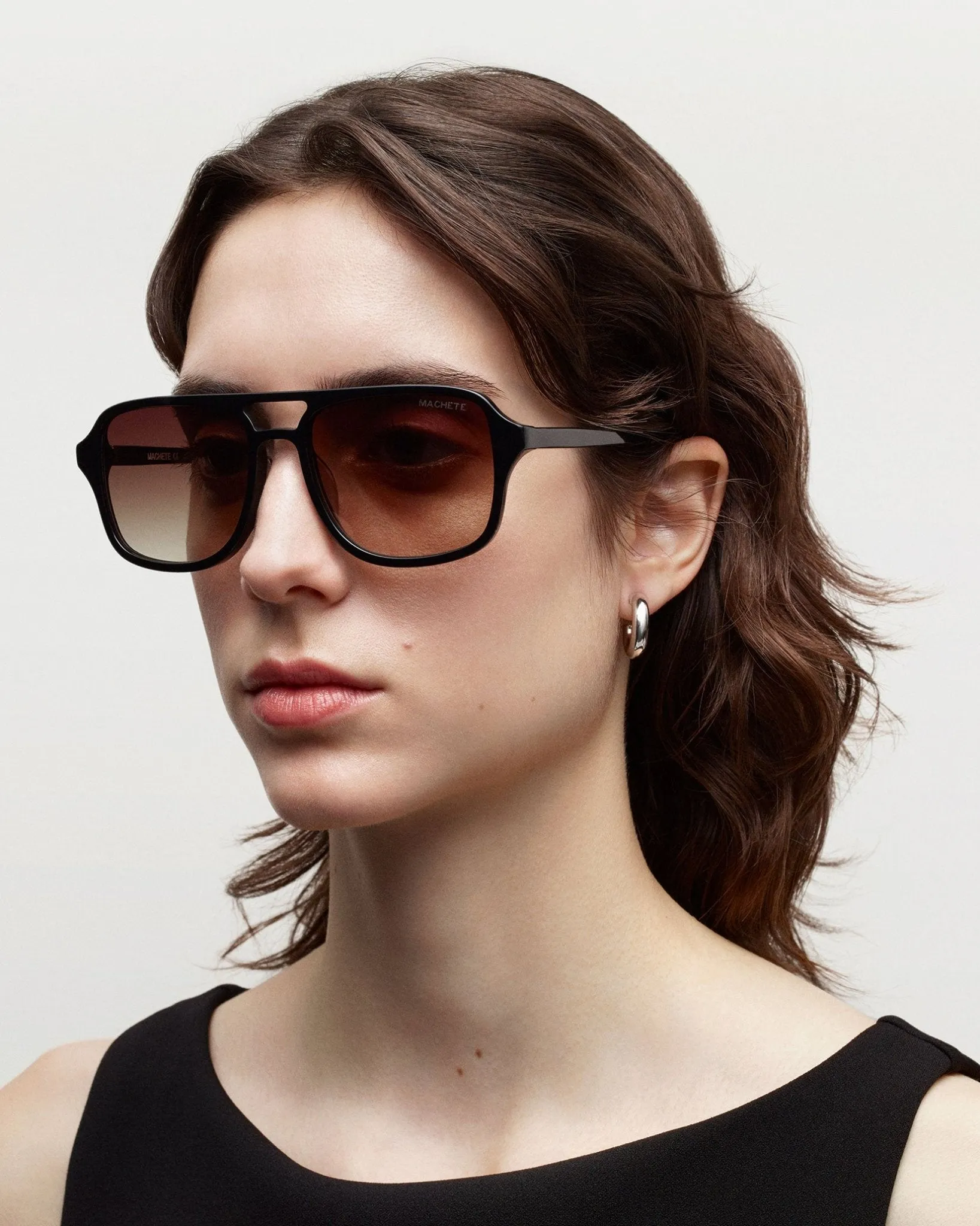 Jane Sunglasses in Modern Walnut
