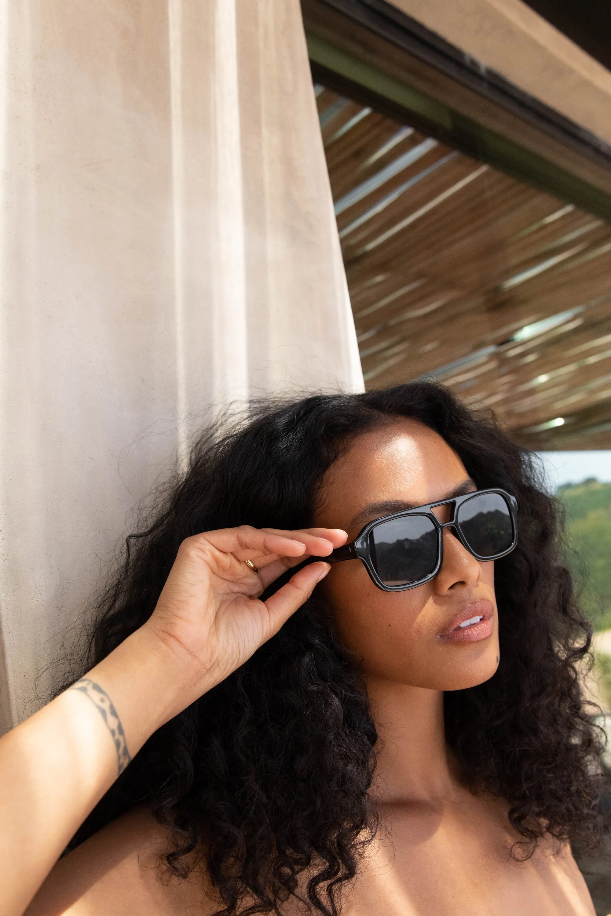 VINTAGE AVIATOR SUNGLASSES