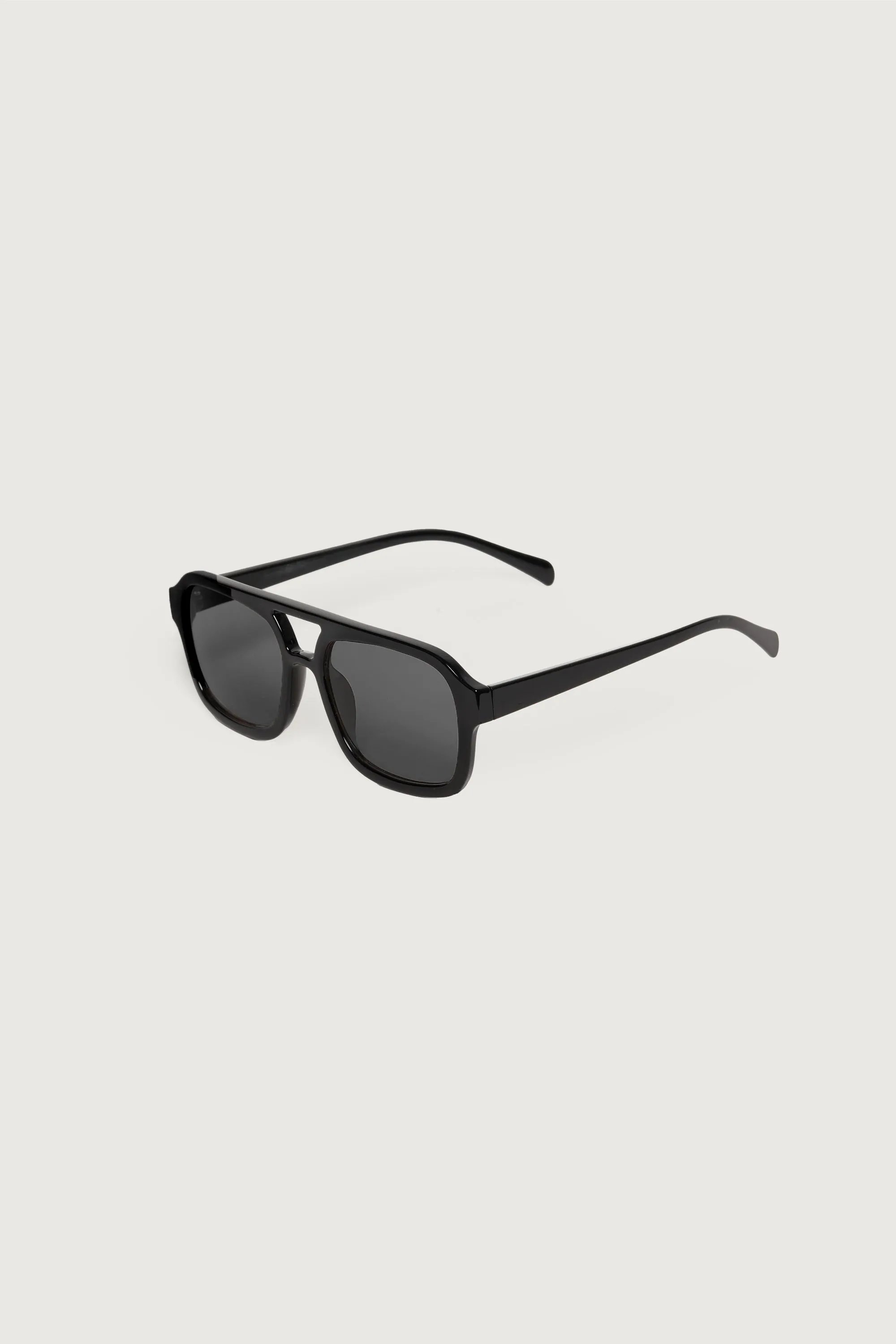 VINTAGE AVIATOR SUNGLASSES